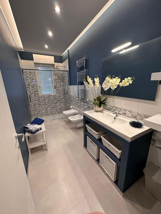 Faro Sul Mare Luxury Apartment - Zona Fiera Bari Kültér fotó