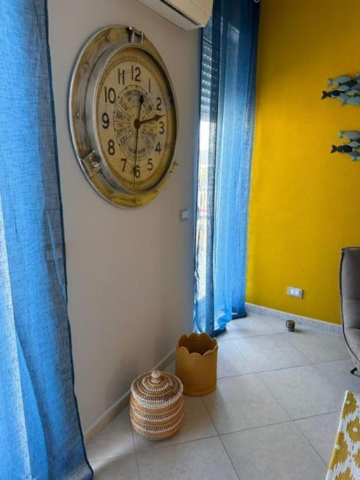 Faro Sul Mare Luxury Apartment - Zona Fiera Bari Kültér fotó