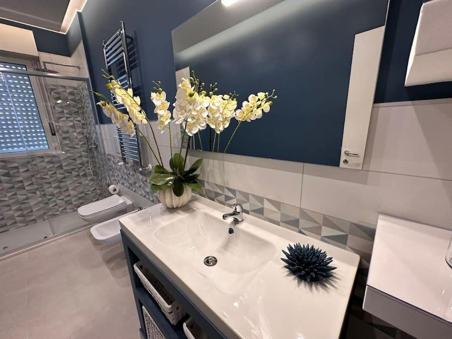 Faro Sul Mare Luxury Apartment - Zona Fiera Bari Kültér fotó
